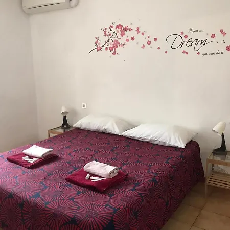 A Casa Di Lucia Bed & Breakfast Pisa