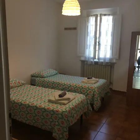 A Casa Di Lucia Bed & Breakfast Pisa