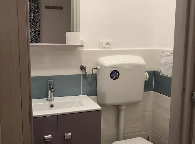 A Casa Di Lucia Bed and Breakfast 3*