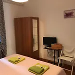 A Casa Di Lucia Oda ve Kahvaltı 3*